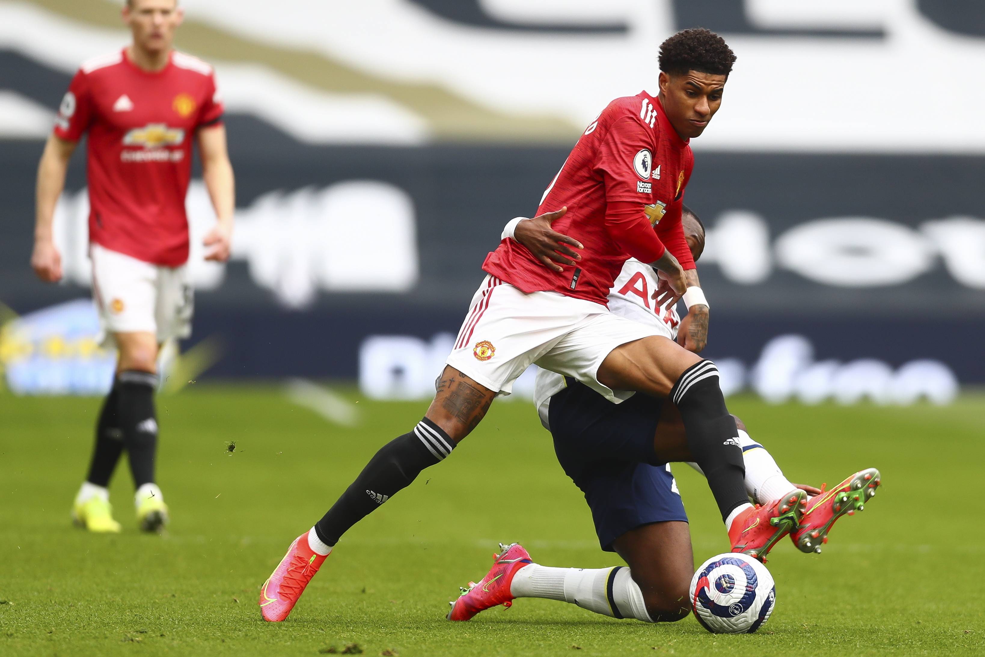 在主场的表 在主场的表