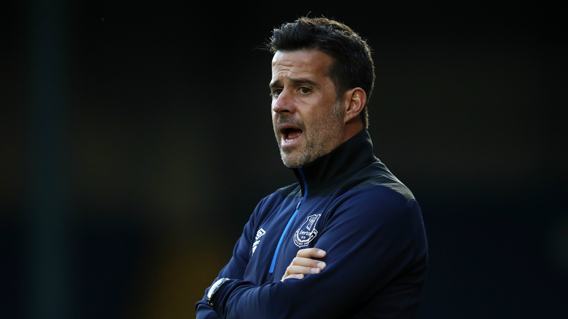 齐奥几乎没 齐奥几乎没